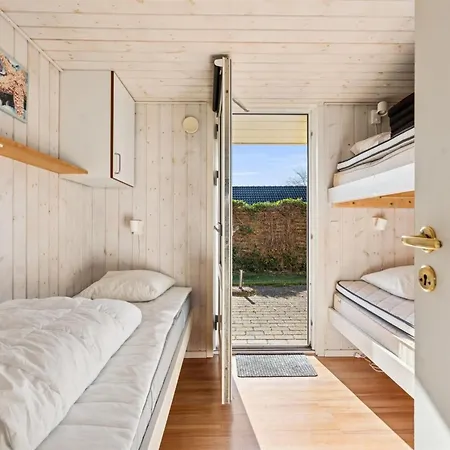 Dom wakacyjny Dolores - 100m From The Sea By Interhome