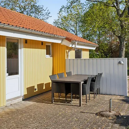 Dom wakacyjny Dolores - 100m From The Sea By Interhome