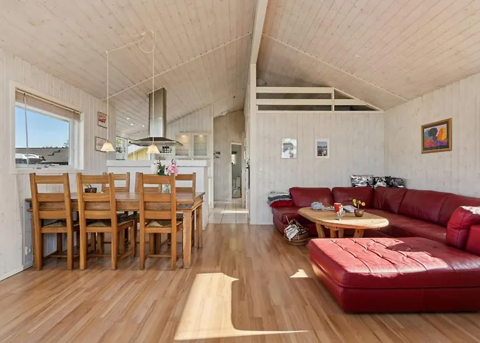 Dolores - 100m From The Sea By Interhome Feriehus