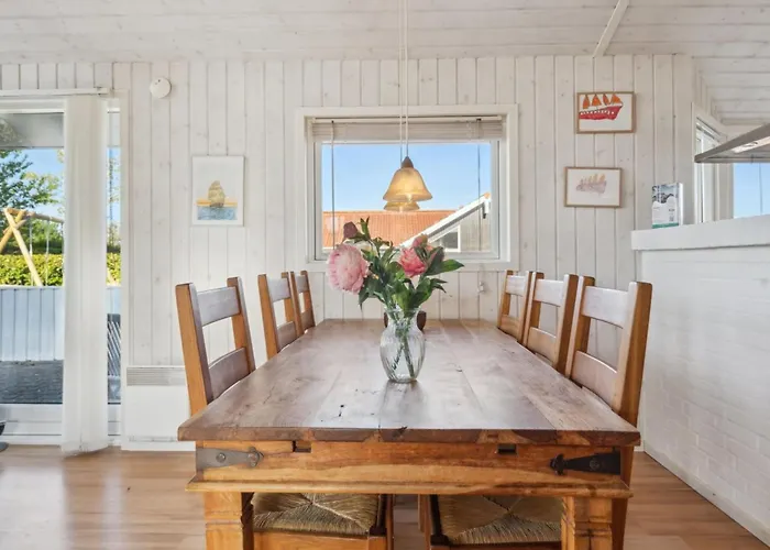 Dolores - 100m From The Sea By Interhome Feriehus