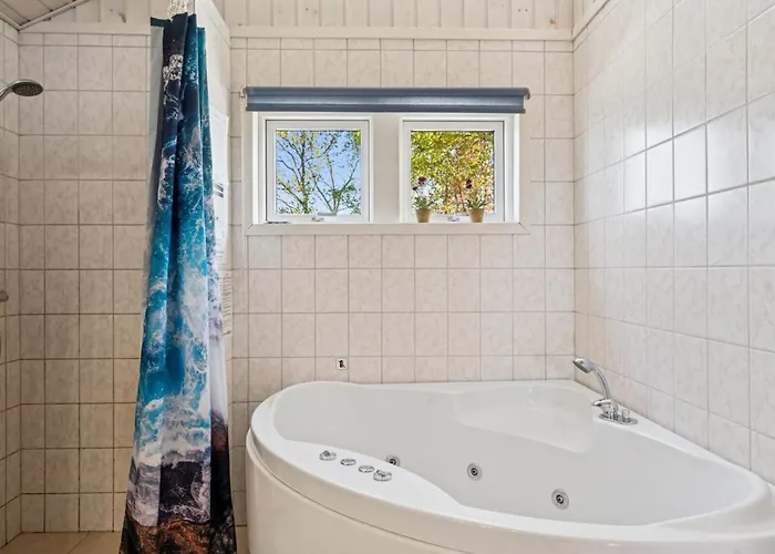 Dolores - 100m From The Sea By Interhome